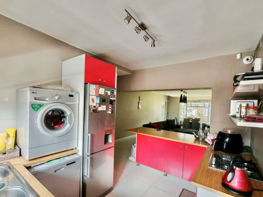 2 Bedroom Property for Sale in Kenilworth Western Cape